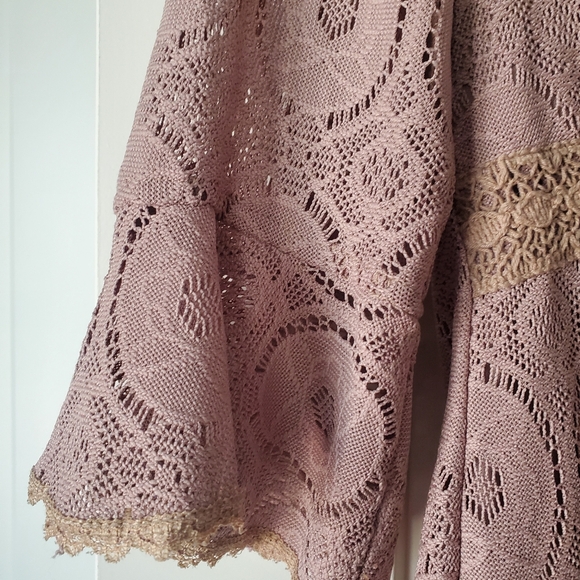 Pretty Lace Detail Dress - Picture 2 of 6